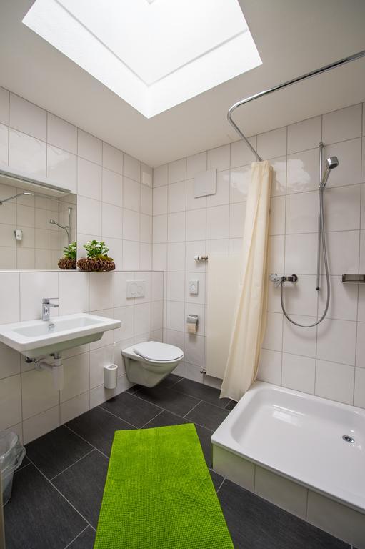 Jugendherberge Romanshorn Ruang foto
